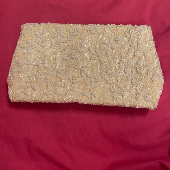 Light Ivory Beaded Clutch - Picture 7 of 9